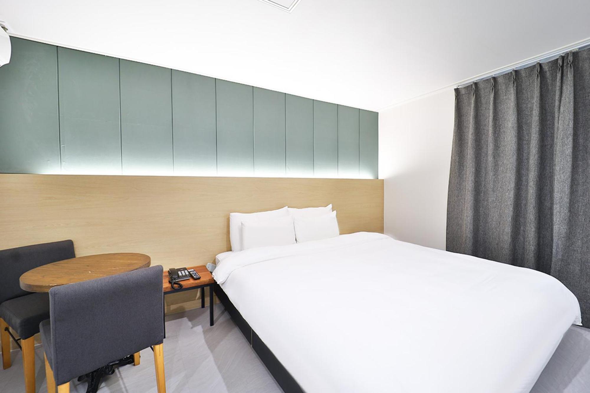 Calm Rest Hotel Busan Sasang Exterior foto