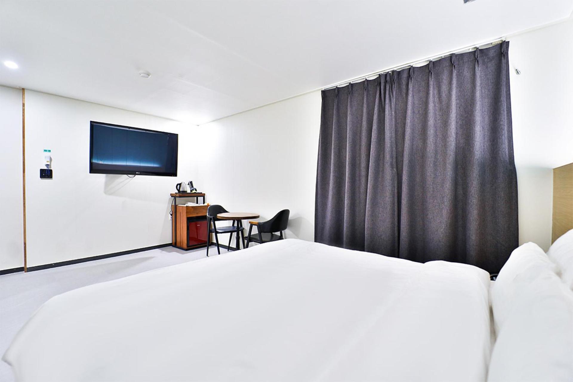 Calm Rest Hotel Busan Sasang Exterior foto