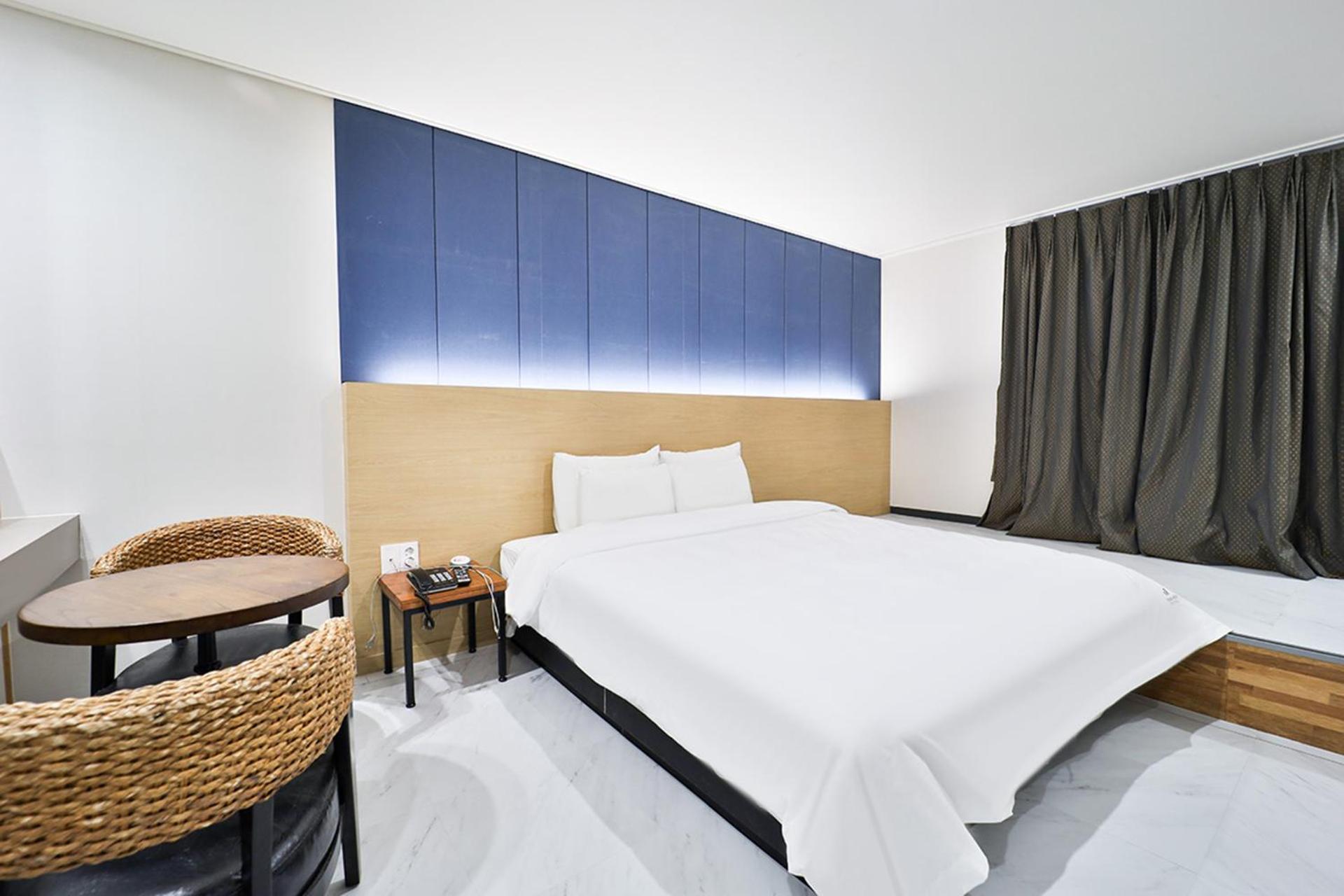 Calm Rest Hotel Busan Sasang Exterior foto